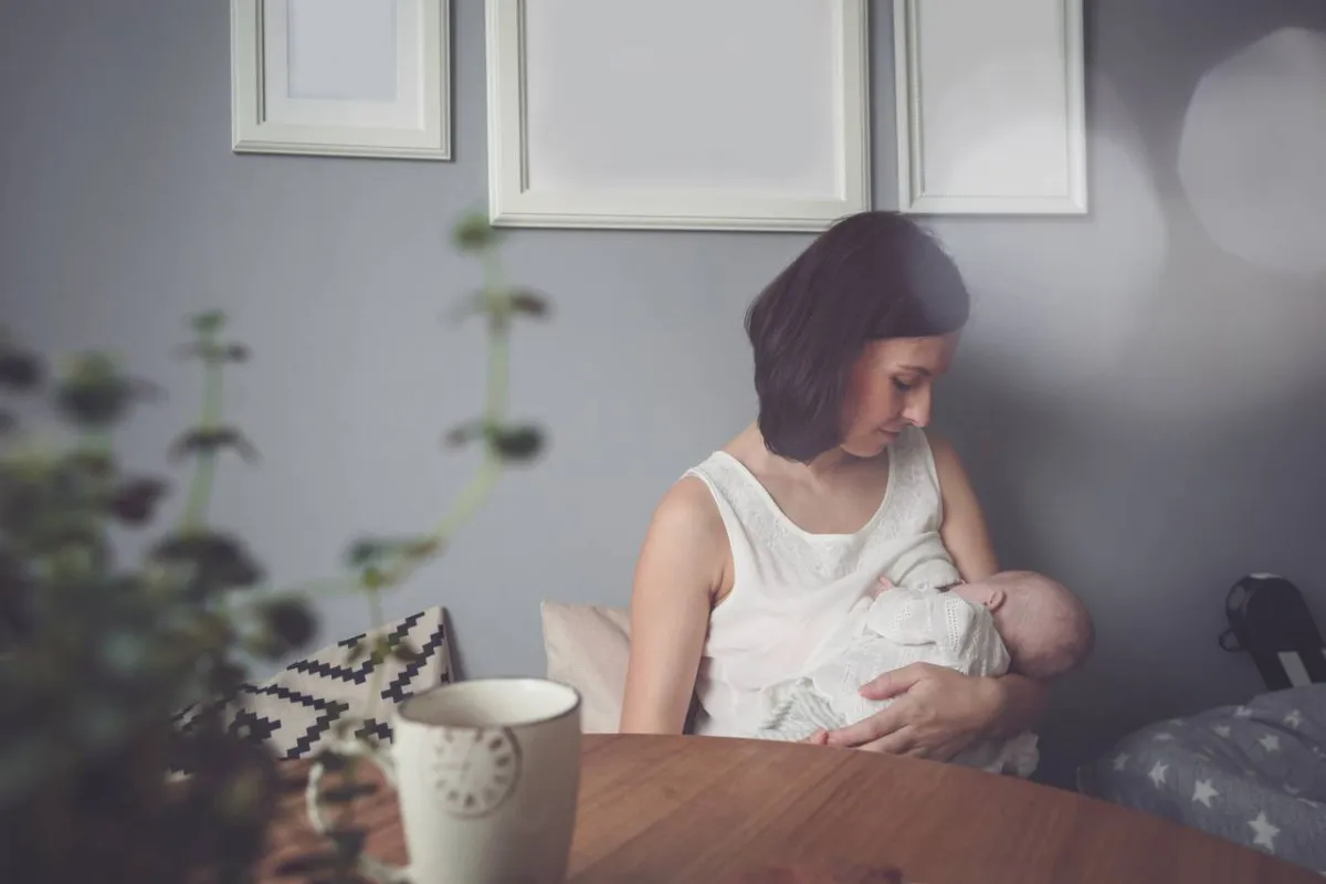 صورة للرضاعة في الليل