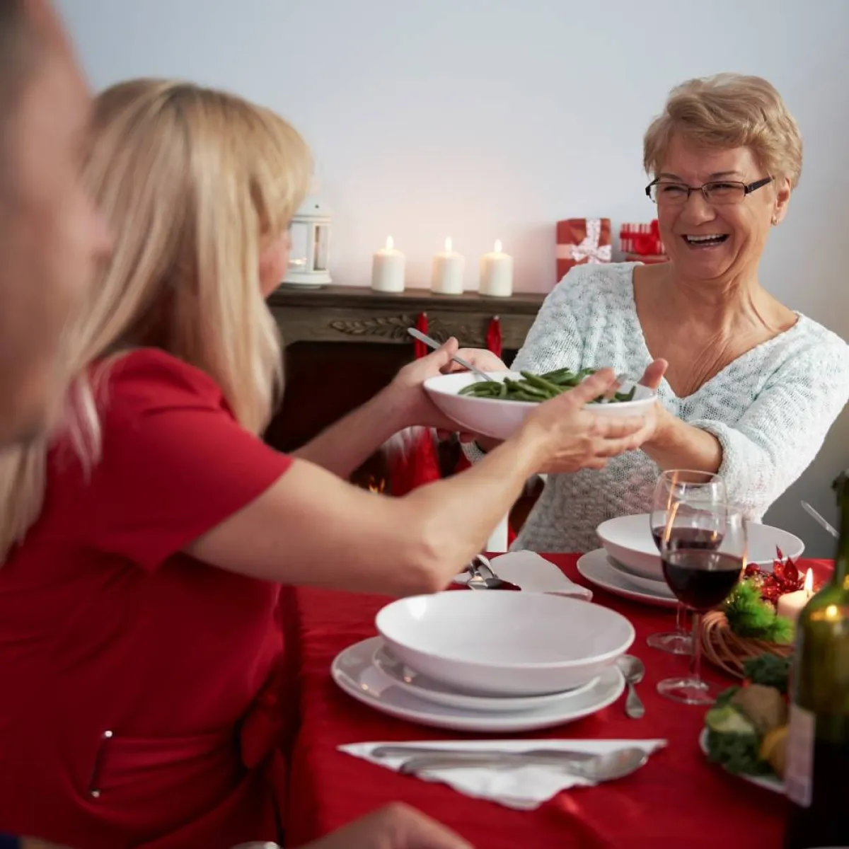 صورة للمضيفة وابتسامة رائعة