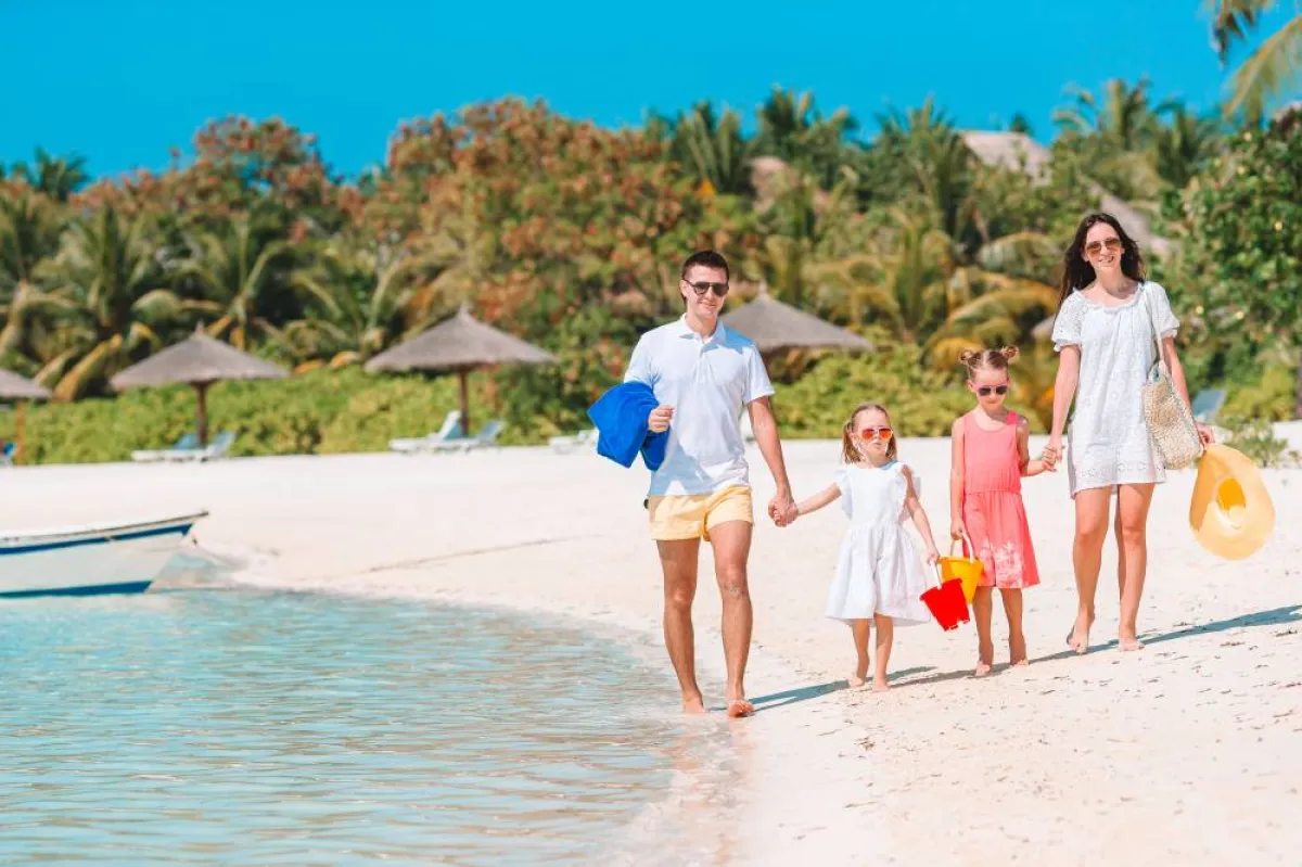 رحلة مع العائلة