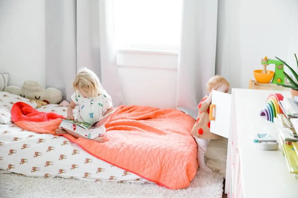 صورة لغرفة نوم طفلك المنظمة والجميلة