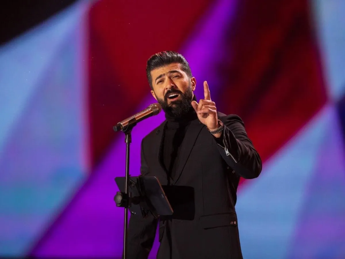 سيف نبيل يشعل ليلة دجلة والفرات - الصورة من حساب عيشها على تويتر 