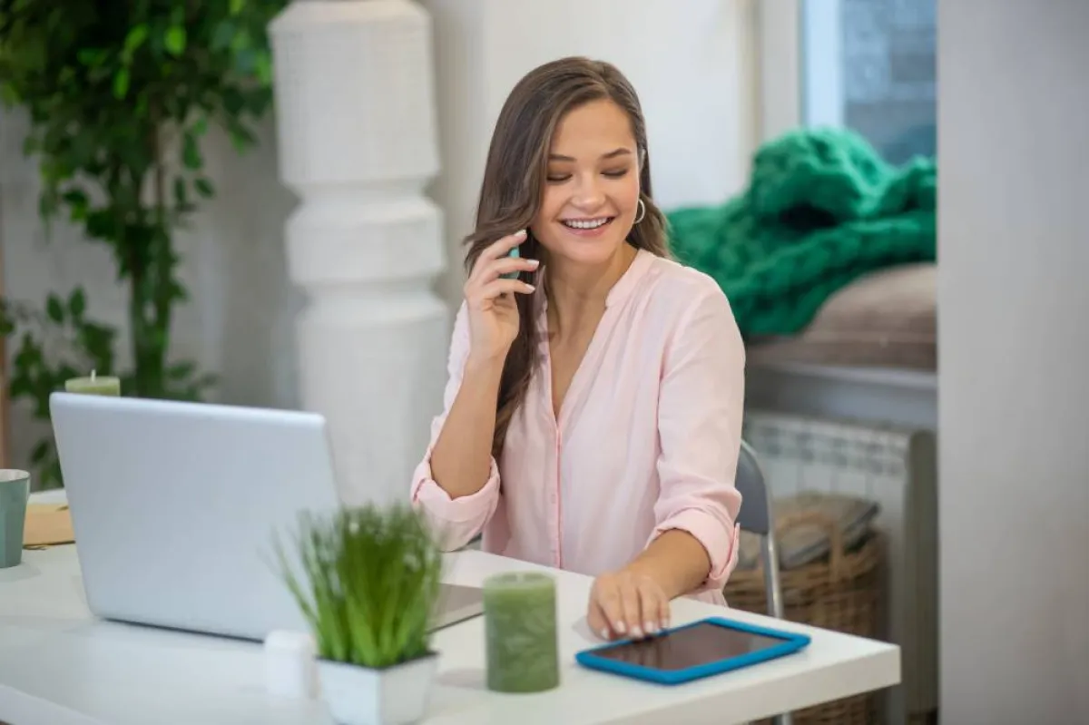 من اللازم السؤال ضمن شبكة علاقاتك عن التوصيات