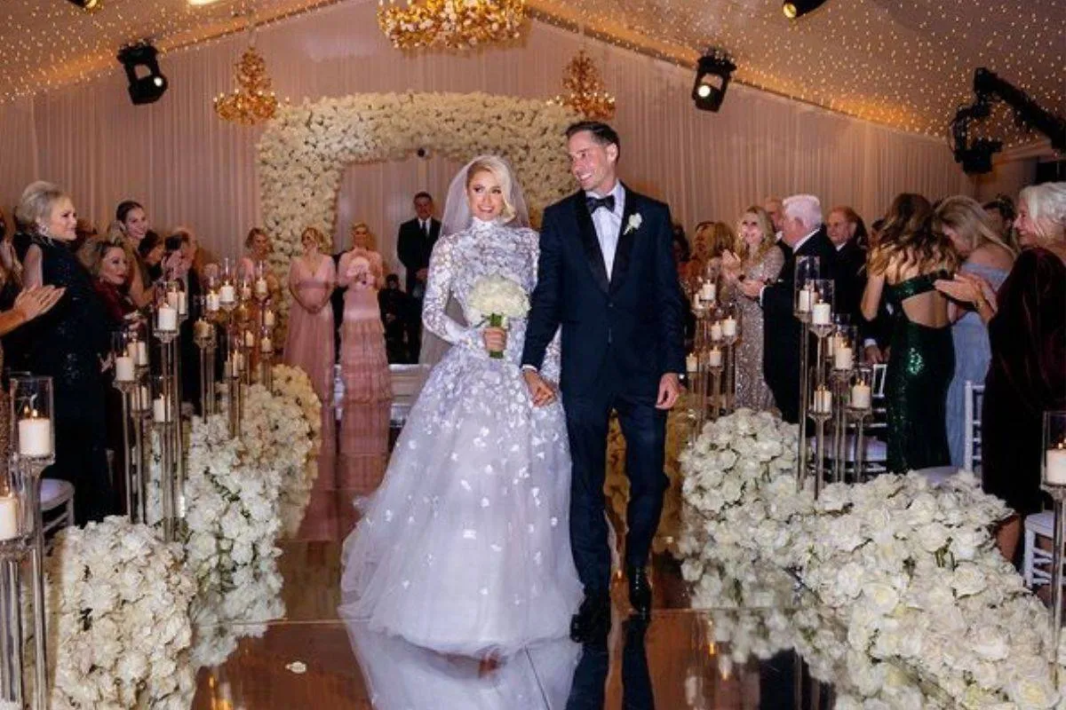 باريس هيلتون في زفافها- الصورة من حسابها على إنستغرام