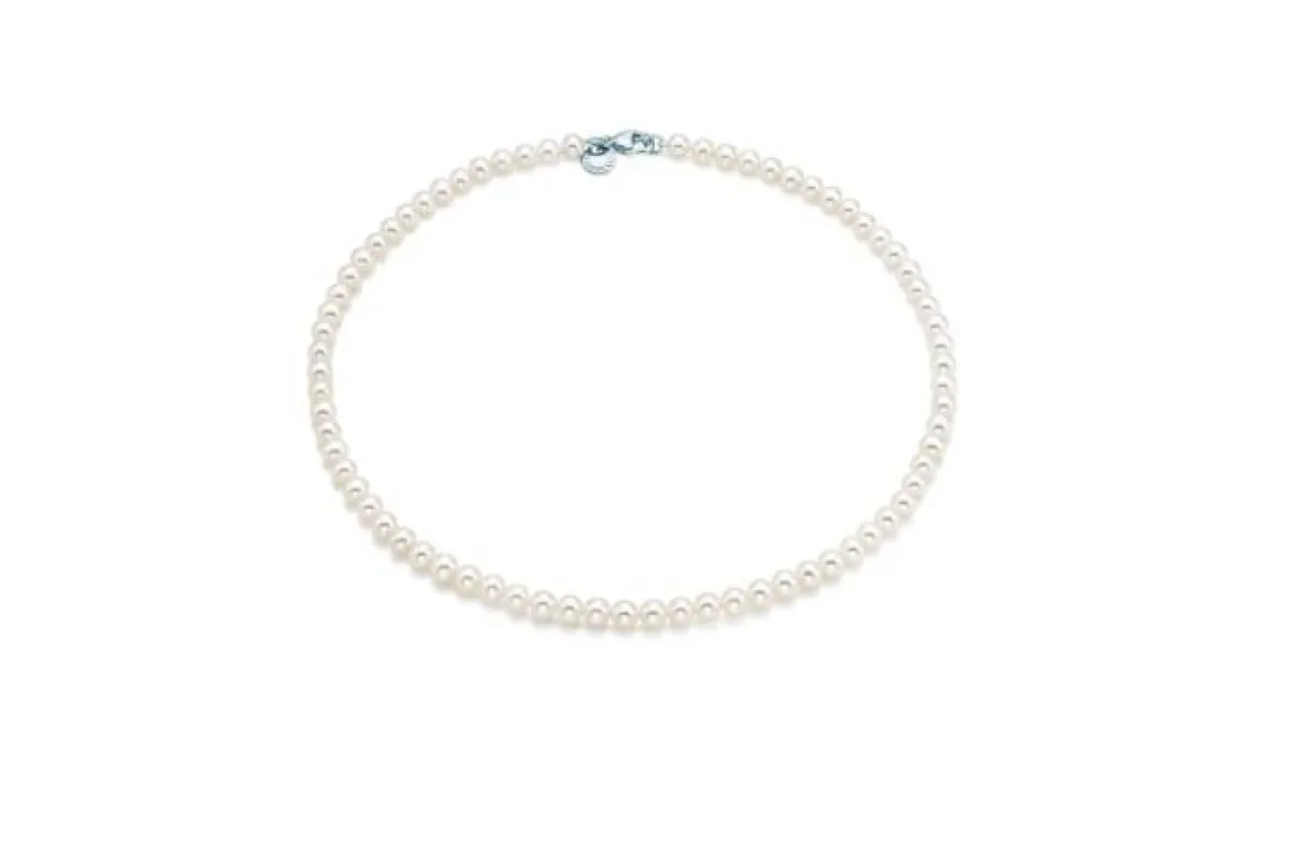 قلادة لؤلؤ من تيفاني آند كو