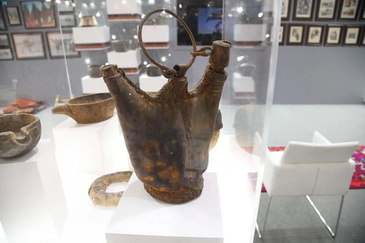 الركوة تعيد زوار المعرض للعهد النبوي - الصورة من واس