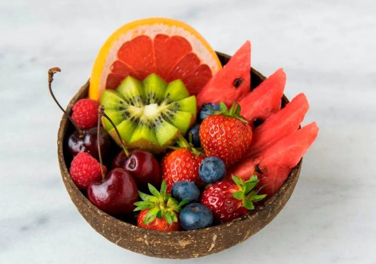 بعض أنواع الفواكه تحتوي على البيوتين