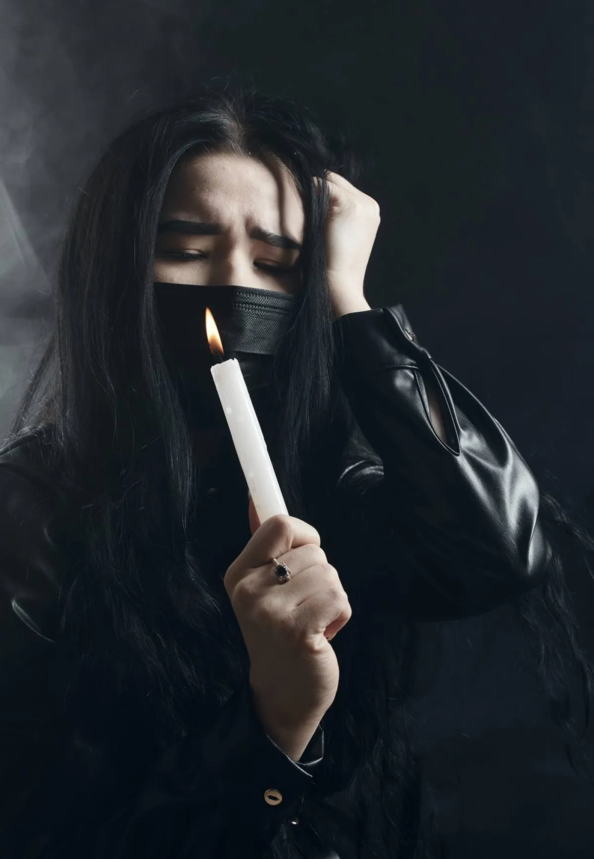 طرق لتحمل الألم العاطفي