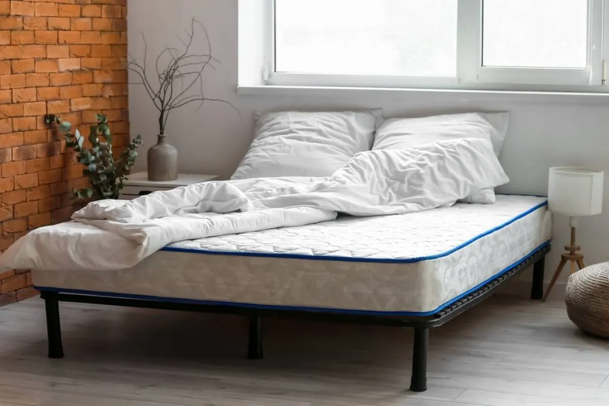 من الهامّ  اختيار مرتبة السرير حسب وضعية النوم