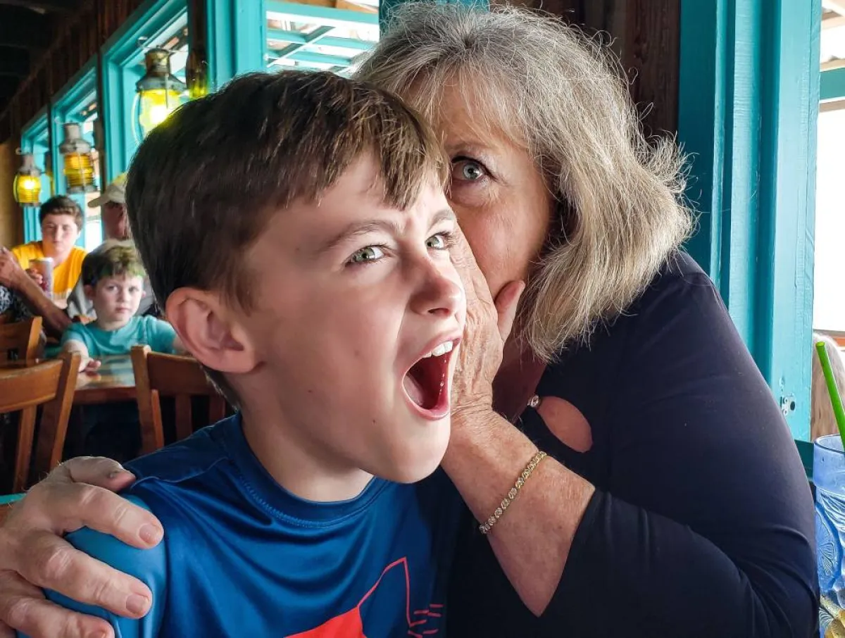 صورة لطفل غاضب