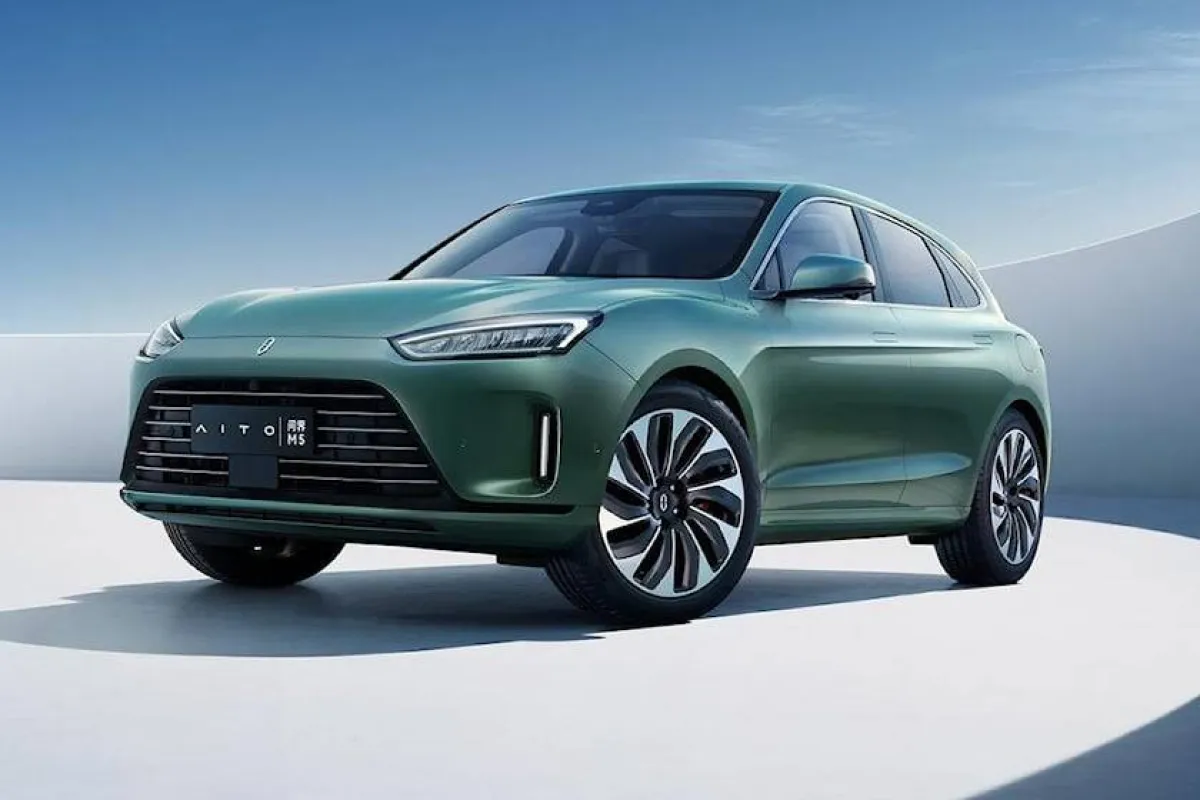 هواوي تعلن إنتاج أول سيارة كهربائية لمنافسة تسلا