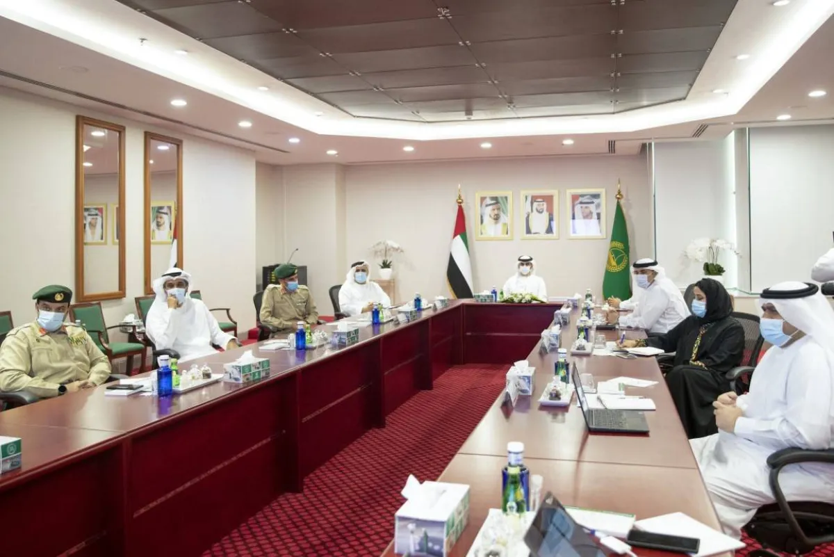 3000 درهم مخالفة عدم ارتداء الكمامة باحتفالات رأس السنة في دبي. الصورة من "وام" 