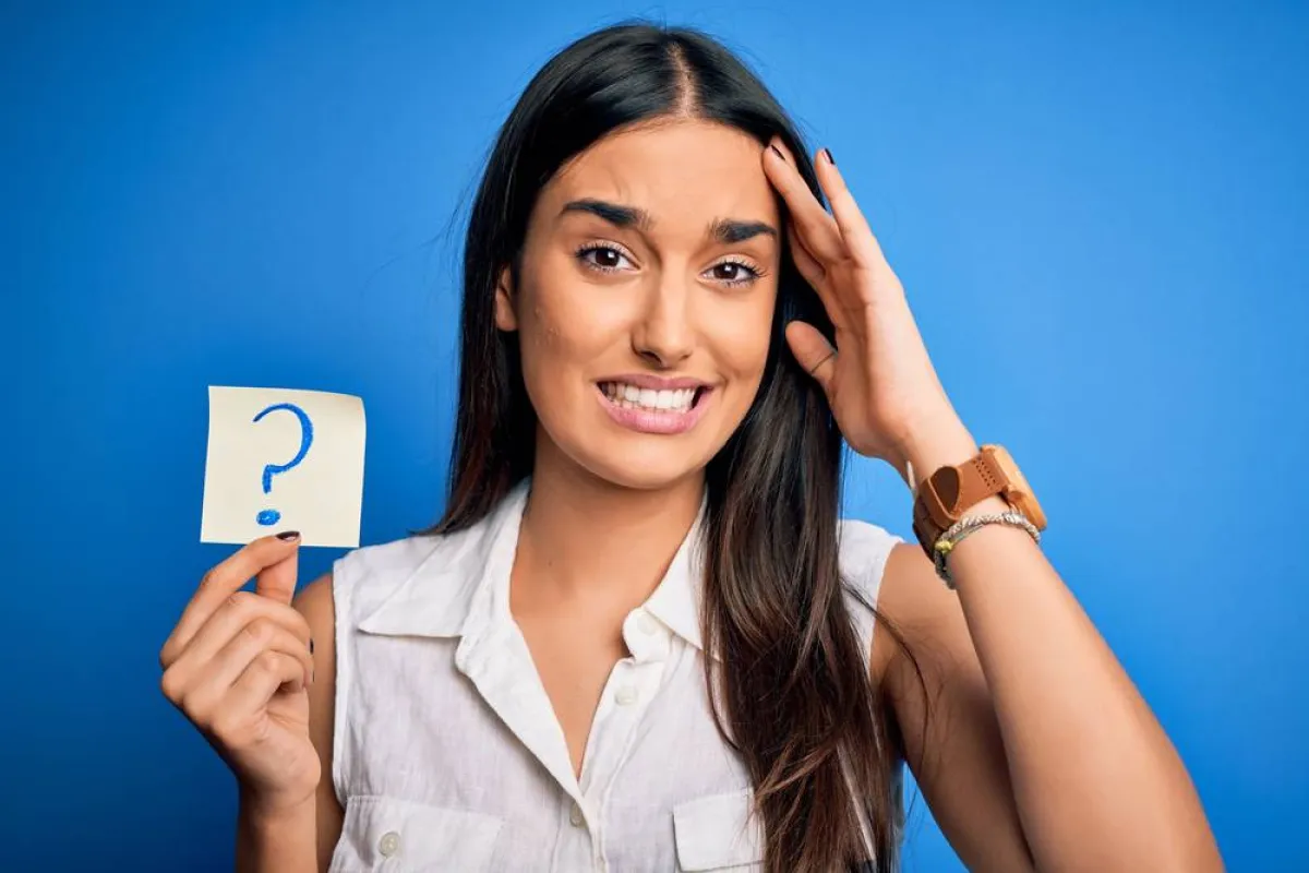 على الشخص أن يتملّك القدرة الكافية على التهرّب من أسئلة الشخص المتطفّل 