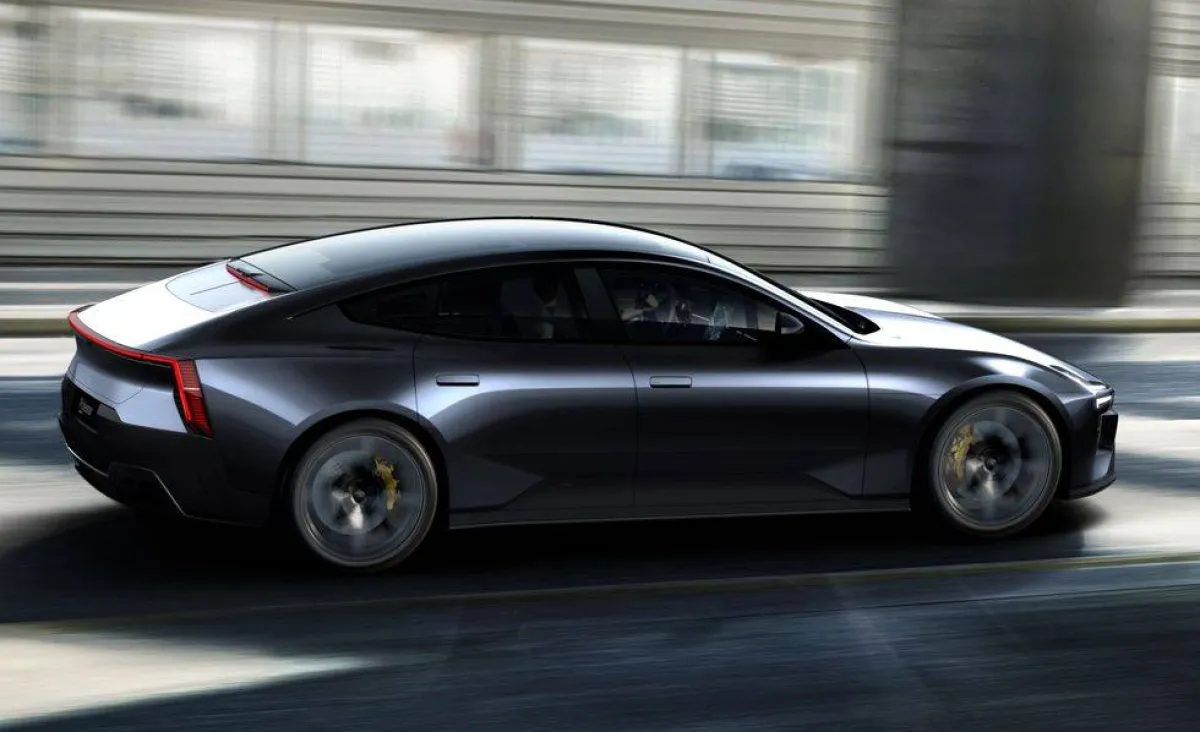 بوليستار تكشف عن سيارة كهربائية رياضية