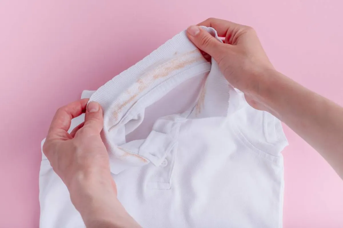 مكوّنات فعّالة في إزالة بقع الدهون