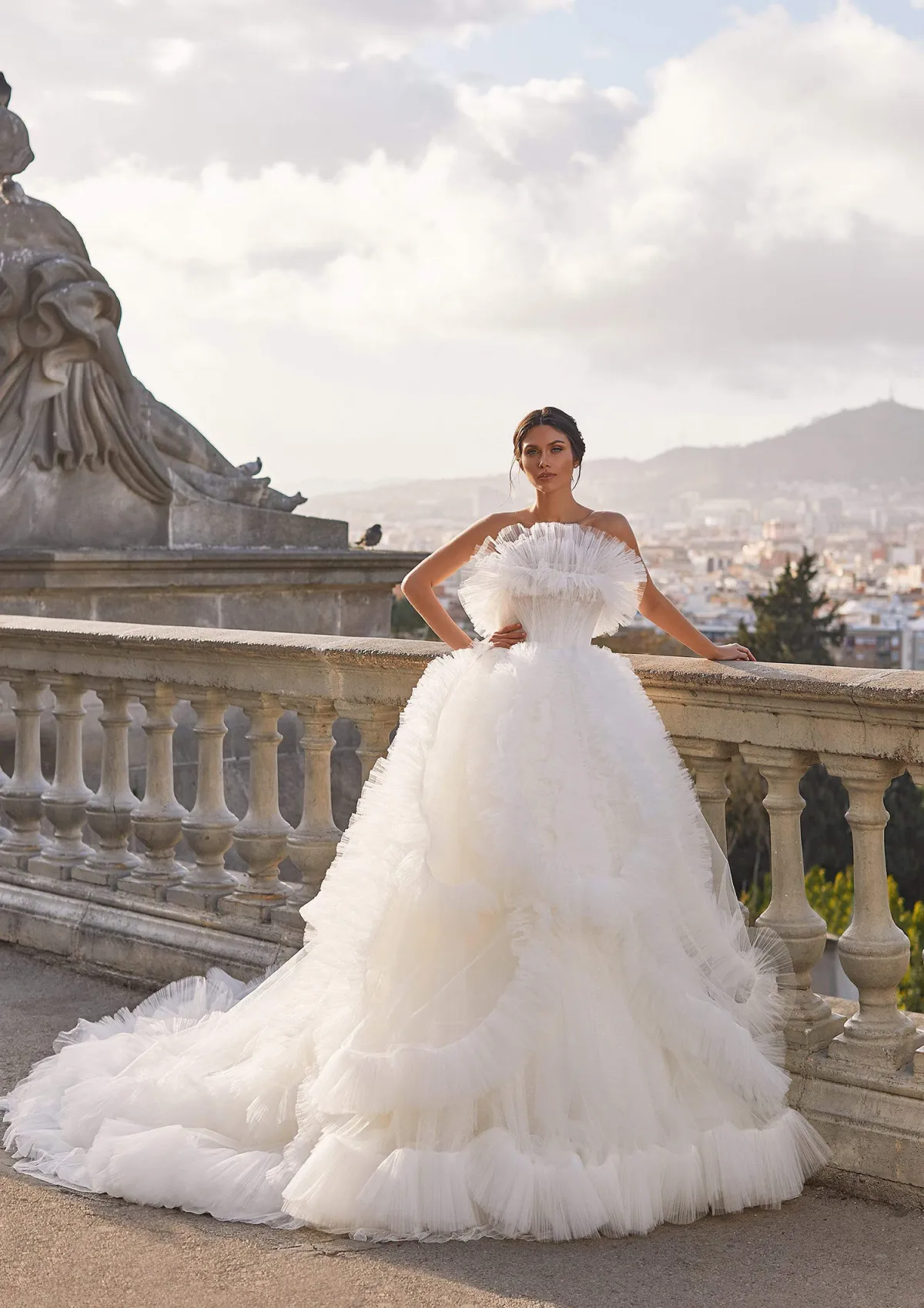 برونوفياس بريفيه Pronovias Privee