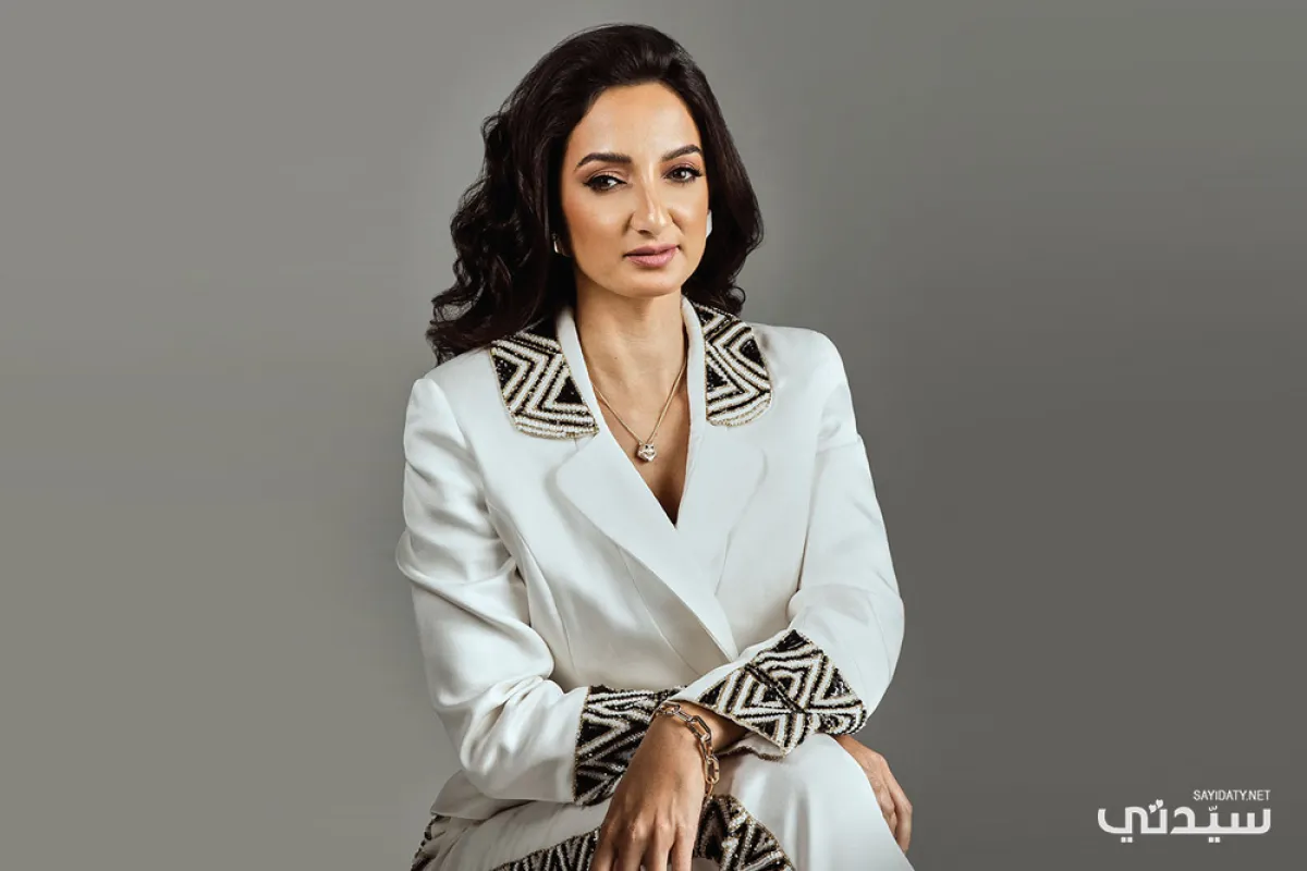 مجوهرات من 3 دور عالمية تزيد إطلالات رها محرق فخامة في أحدث جلسات تصوير "سيدتي"