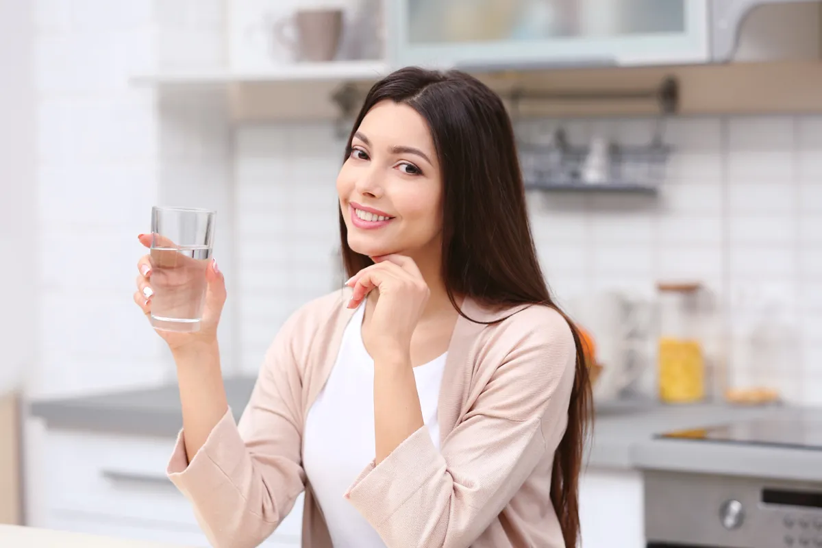 تناول المياه الباردة على الإفطار يسبب الفشل الكلوي!