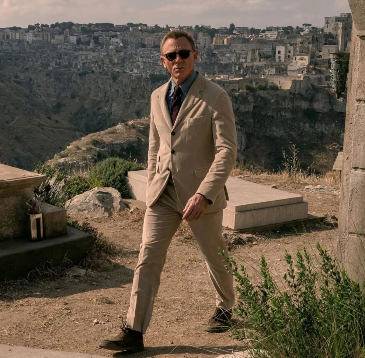 دانيال كريغ - الصورة من حساب جيمس بوند الرسمي على انستغرام