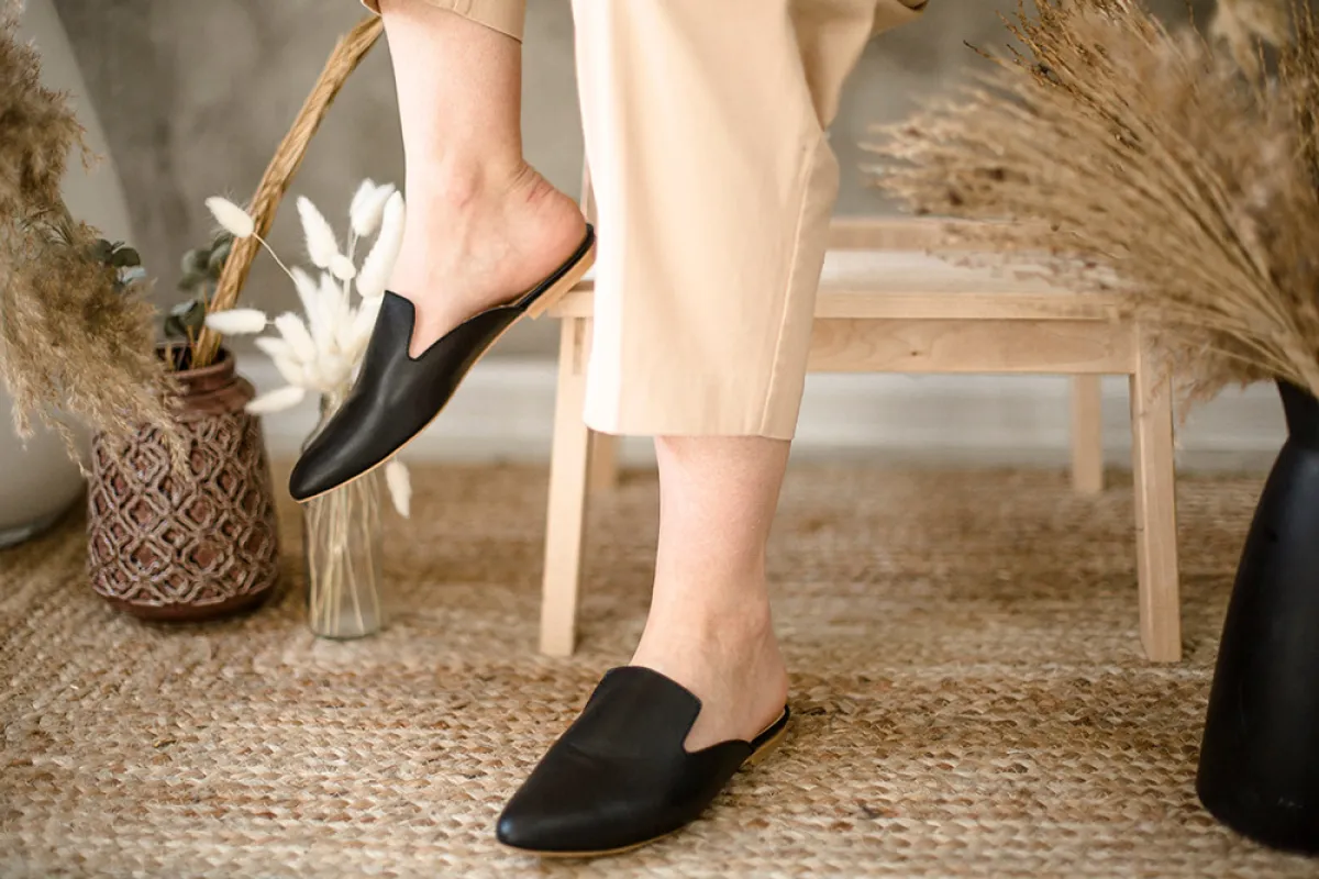 موديلات أحذية فلات من أحدث مجموعات الدور العالمية