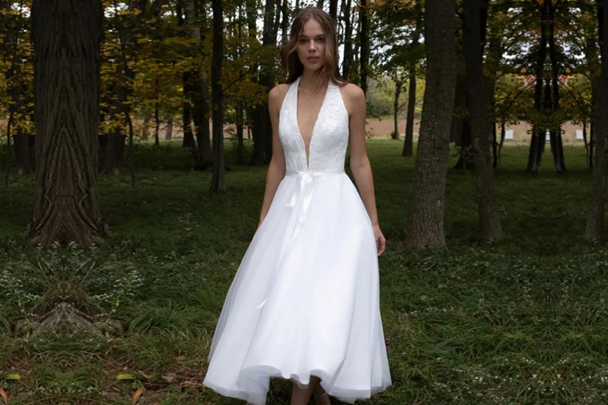 فساتين زفاف ميدي متوسطة الطول من رومان نيويورك  Romane Newyork