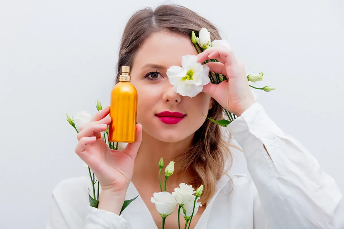 عطور إيطالية نسائية... إليك أجمل الخيارات