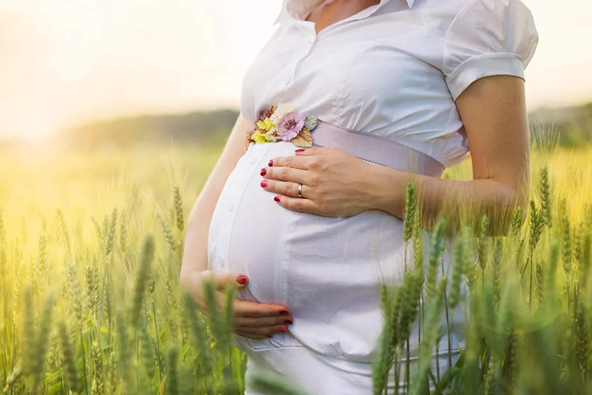 أسباب ابيضاض الإفرازات في أثناء الحمل