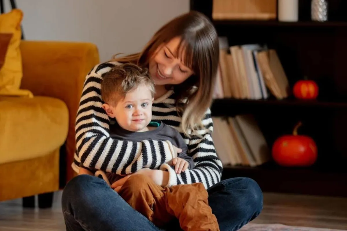 يحتاج الطفل الحساس للمدح المستمر