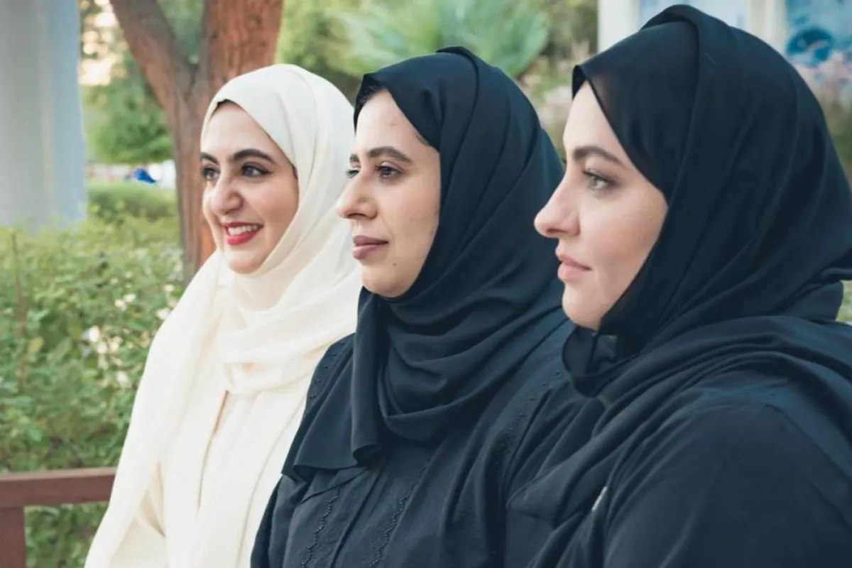 صورة لمؤسسات غاف: بدور البدور وعفراء محمود وأميرة بن كدرة