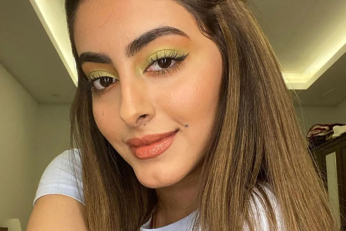 جود عزيز بمكياج عصري للعينين -الصورة من حسابها على الانستغرام