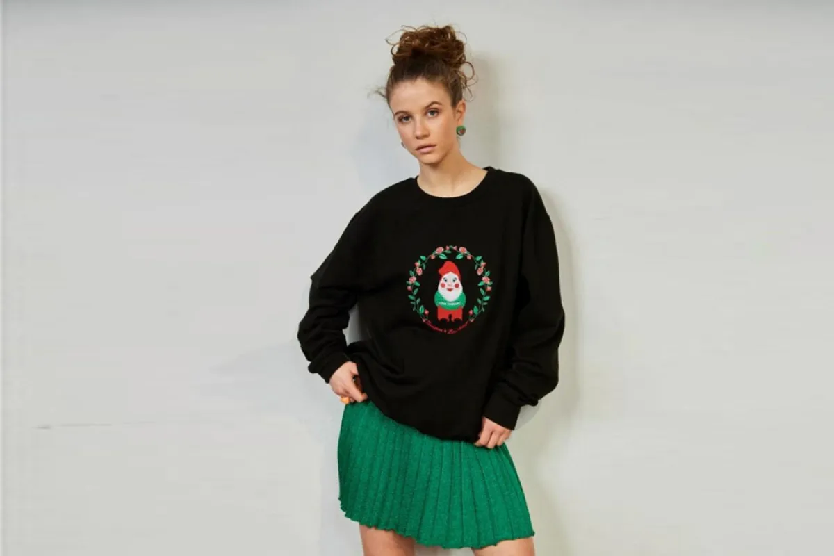 طرق تنسيق التنورة القصيرة من أليساندرو انريكيز  Alessandro Enriquez