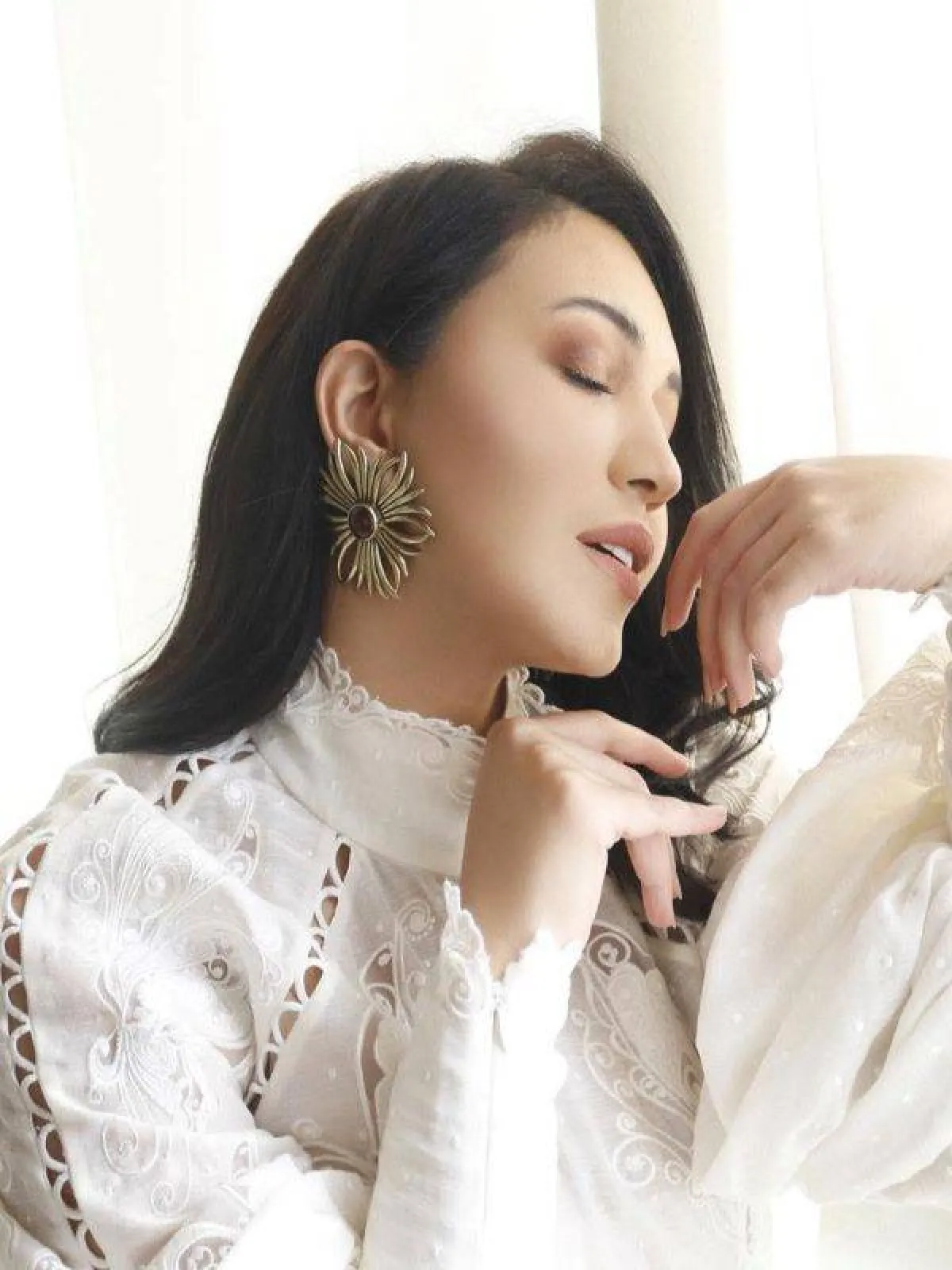 اسماء المنور باطلالة يومية