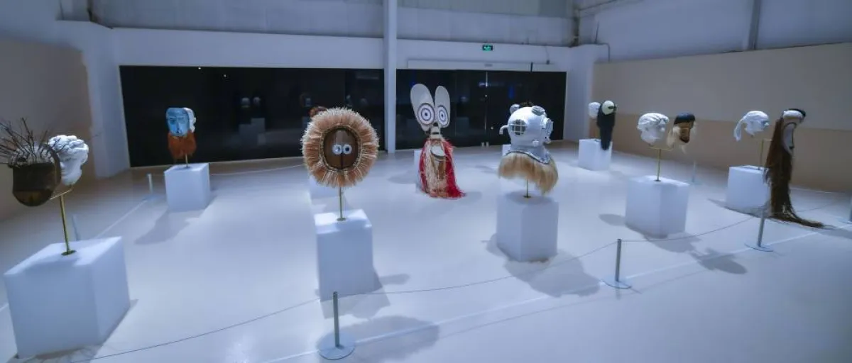 عمل تافاريس ستران بعنوان ماري جيه سيكول