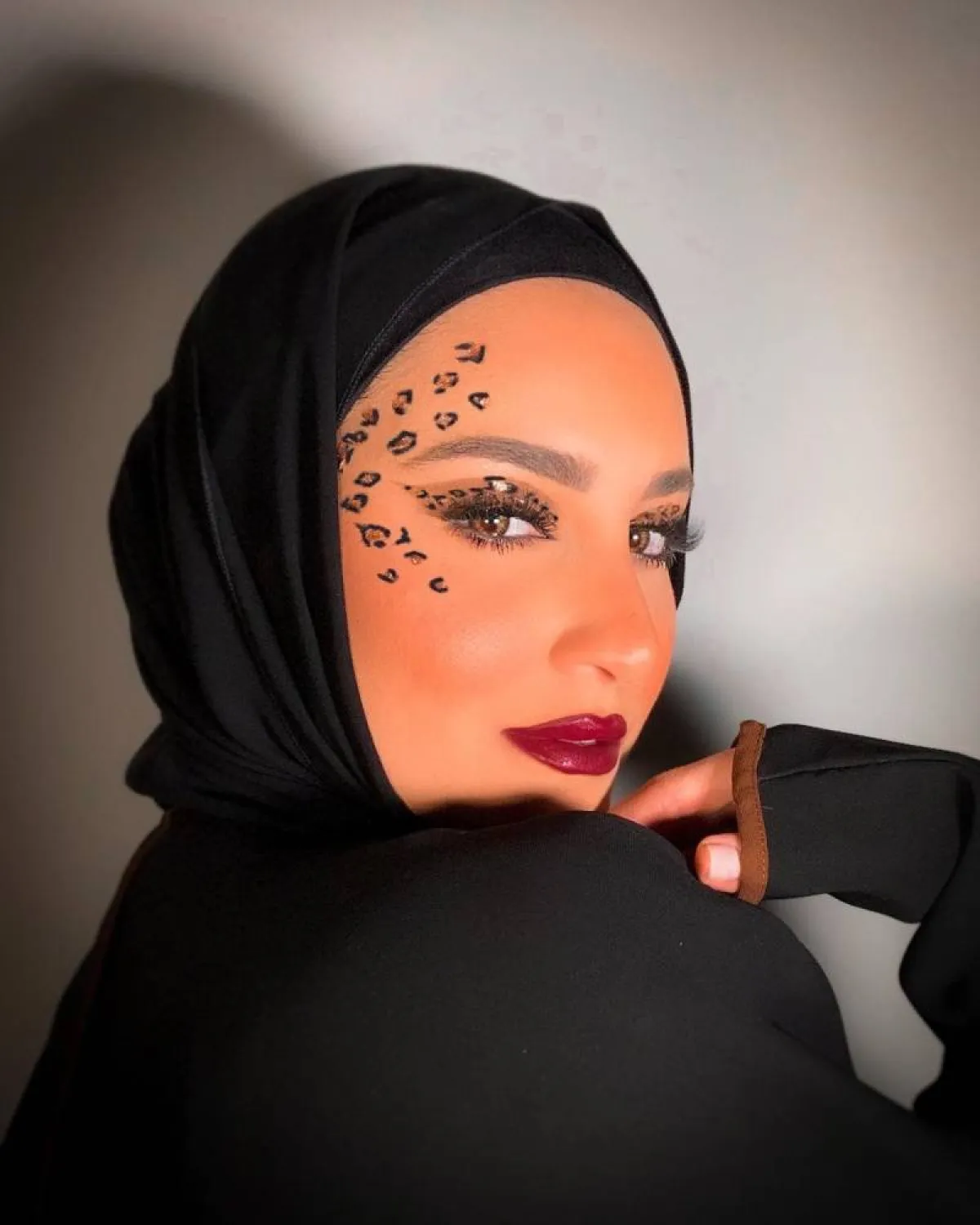 مكياج خليجي جريء للصبايا المحجبات