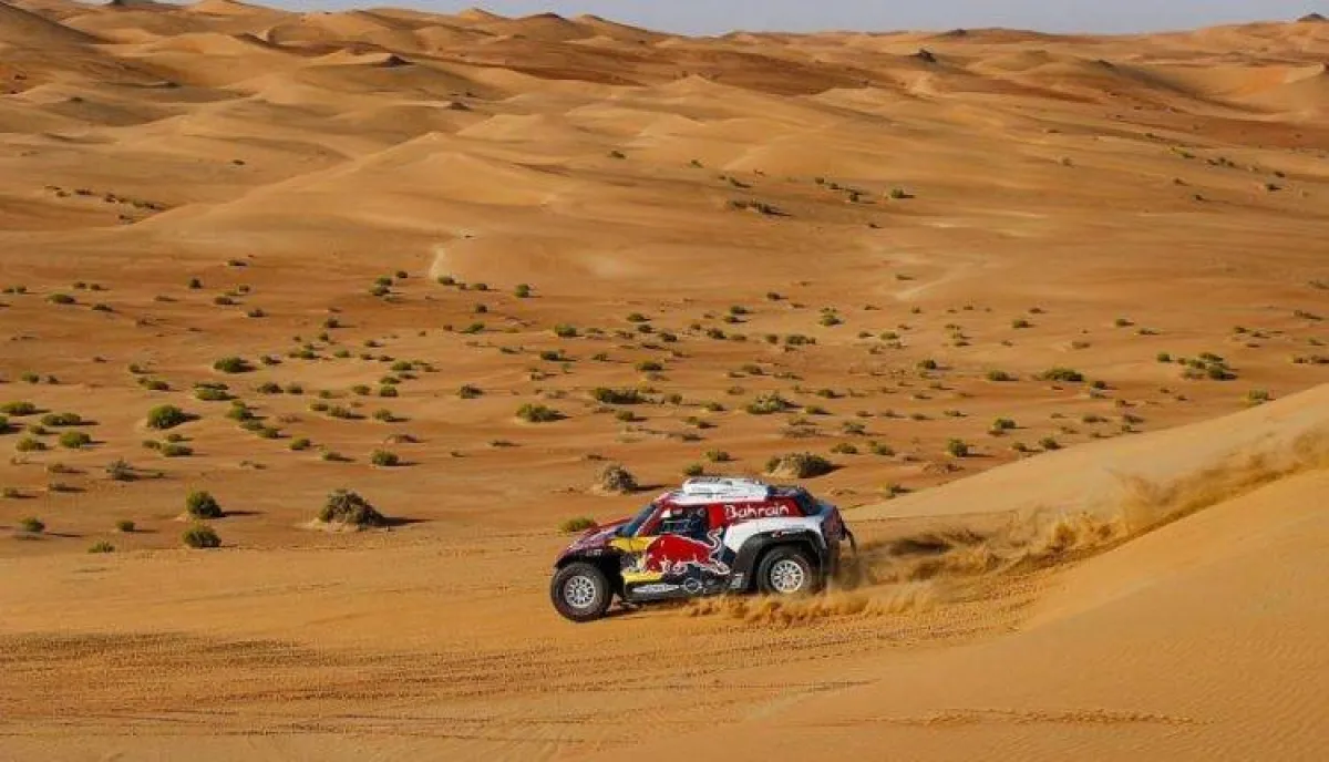 بدء الفحص الفني للمركبات المشاركة في رالي داكار السعودية 2022