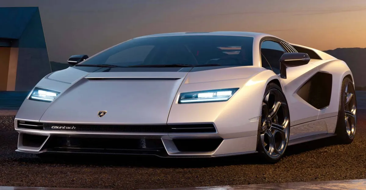 لامبورغيني تطلق نسخة جديدة من Countach احتفالا بالذكرى الخمسين لها