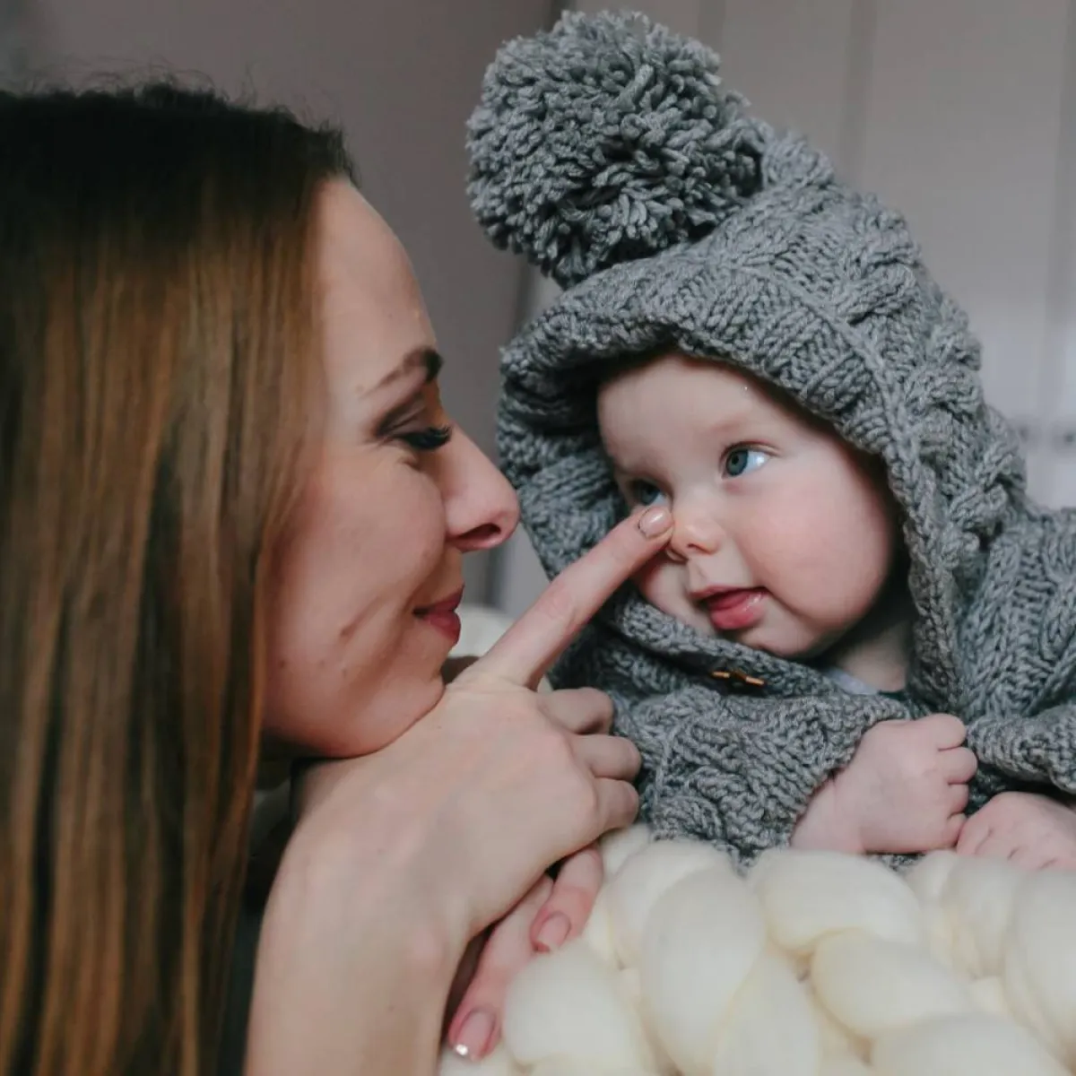 صورة لأم وطفلها