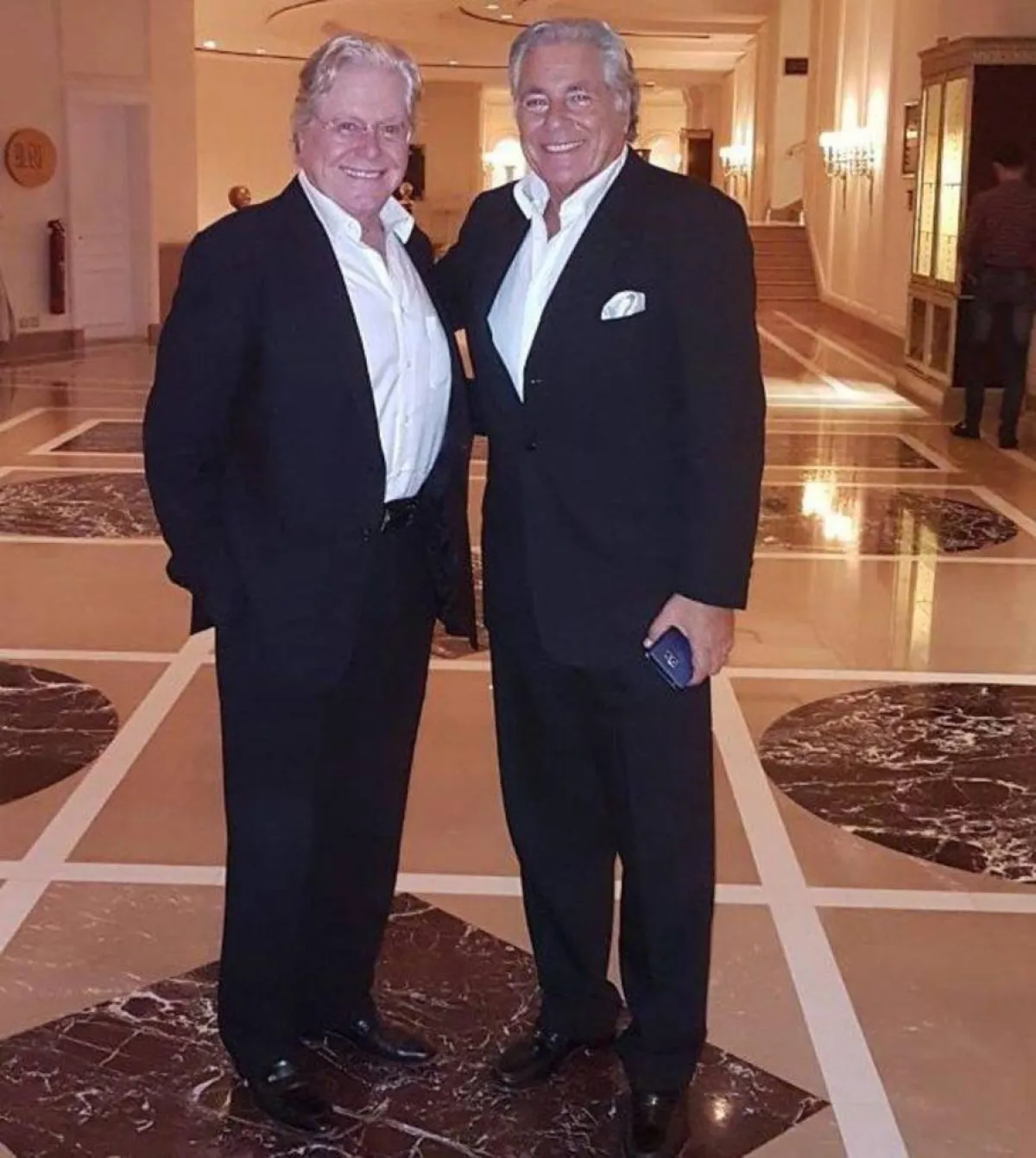 حسين فهمي ومصطفى فهمي- الصورة من حساب حسين فهمي على انستغرام