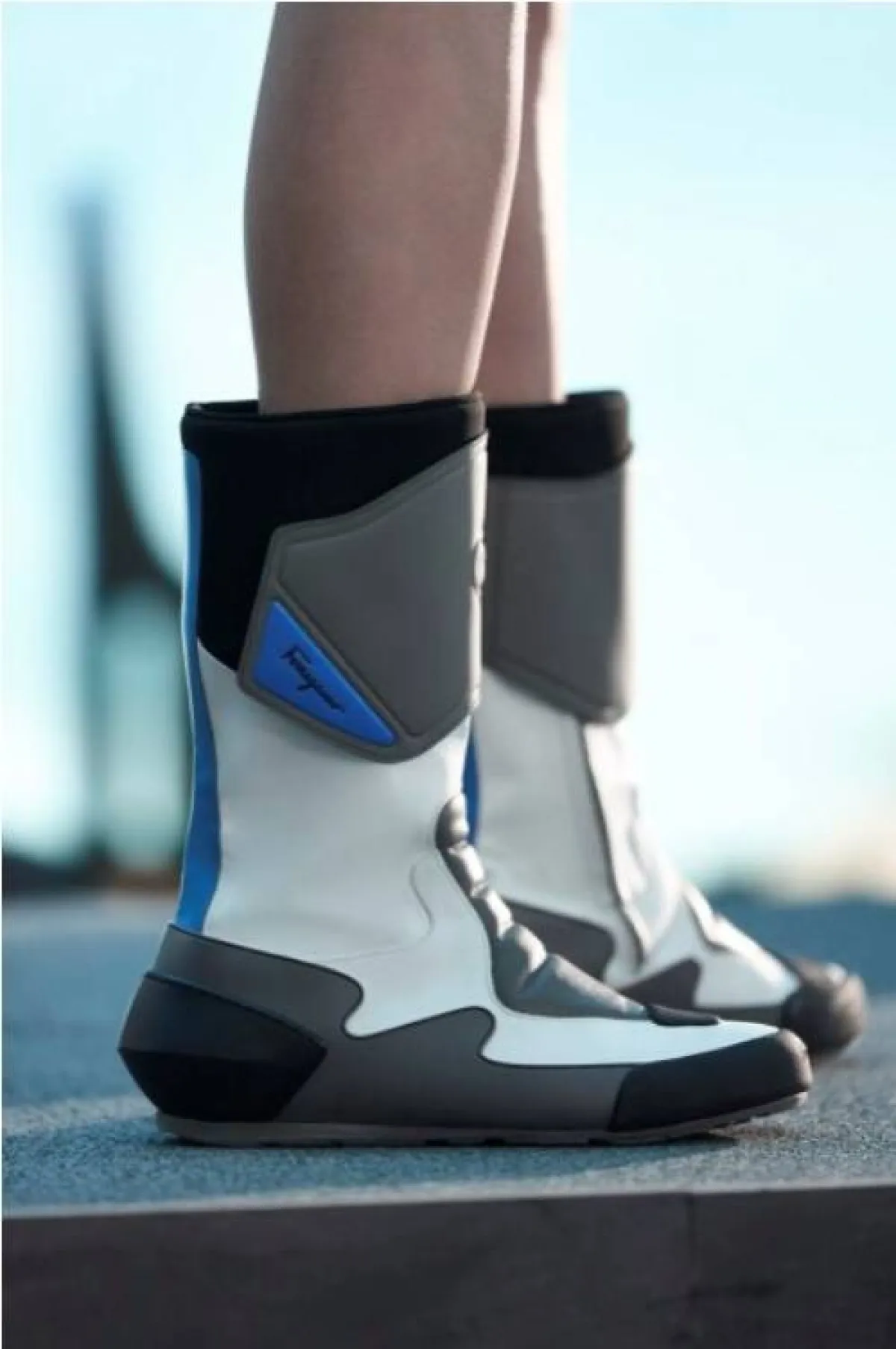 بوت ضخم من سلفاتوري فيراغامو   Salvatore Ferragamo