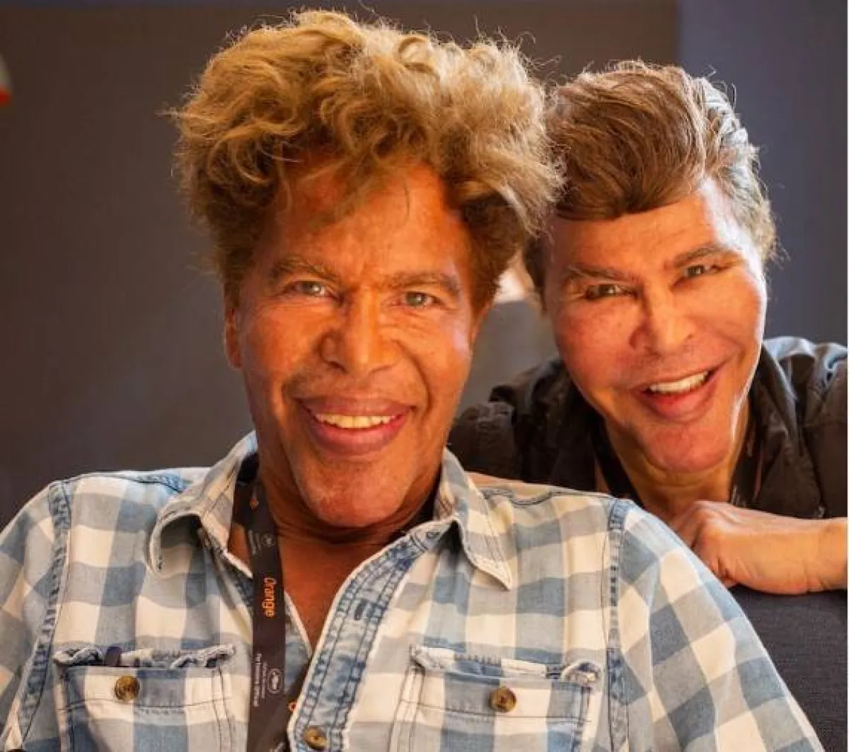 إيغور بوجدانوف وأخوه - الصورة من الصفحة الرسمية لبوجدانوف على الانستغرام