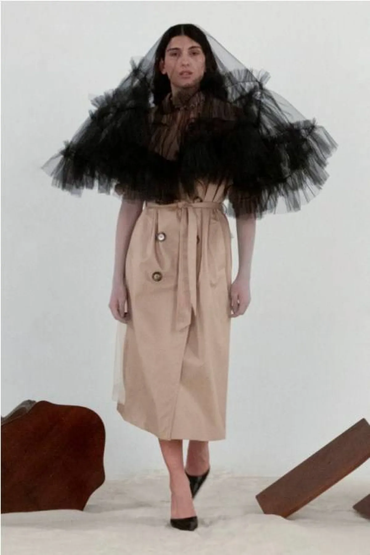 تنسيق البيج مع الأسود من اكت نامبر وان Act N1