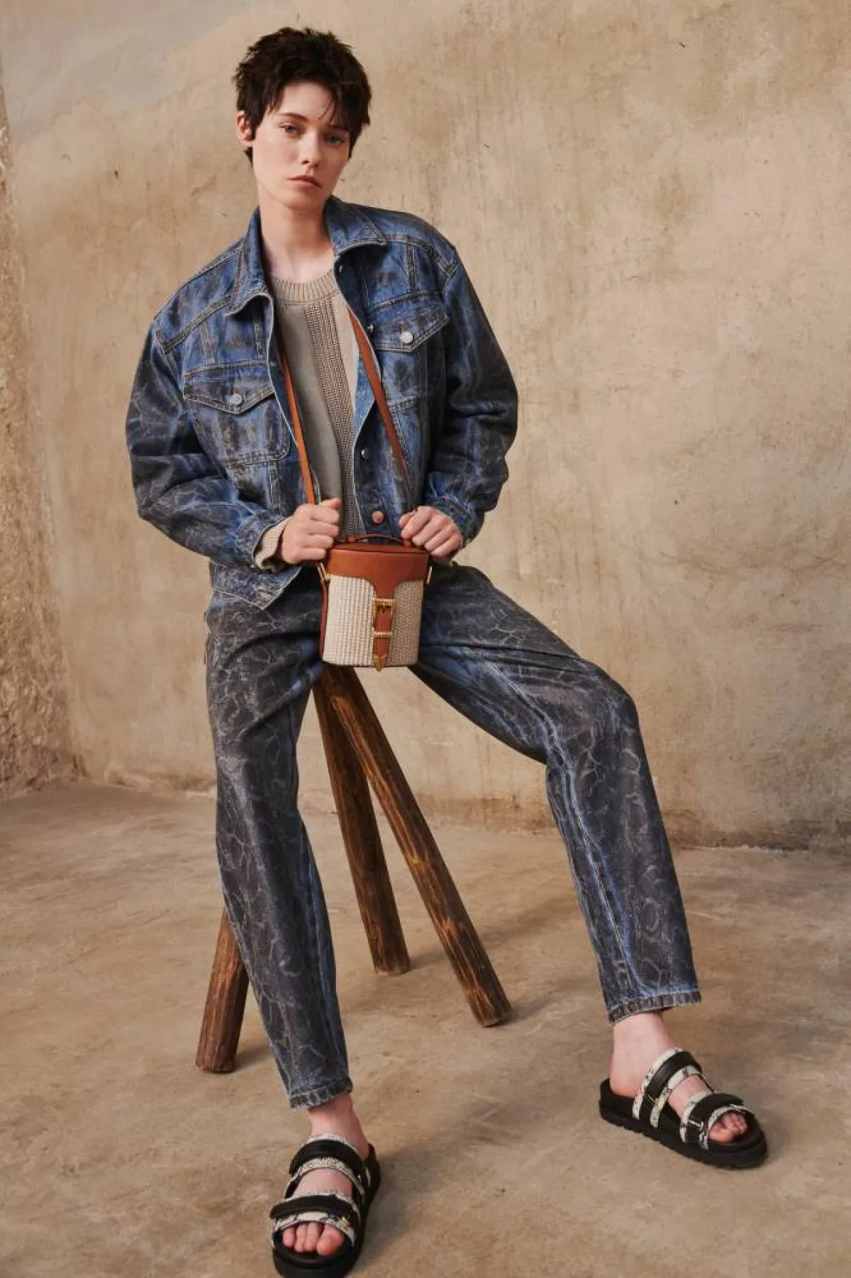 إطلالات الدنيم