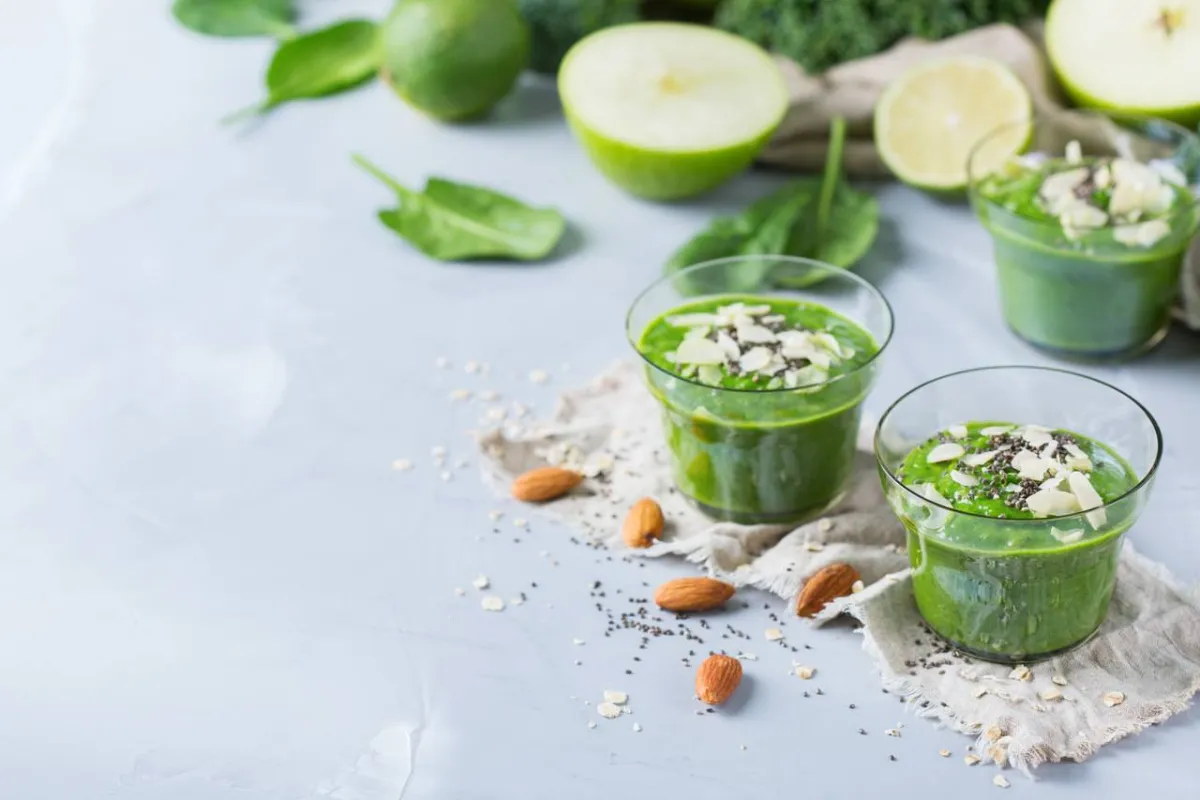 صورة لعصير السبانخ