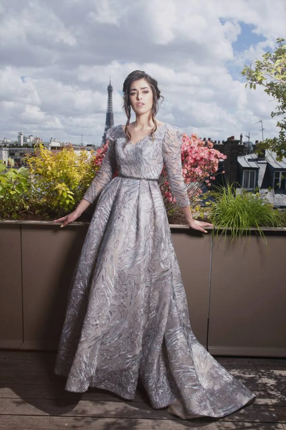 فستان سهرة بأكمام طويلة من كريستوف غيلارمي Christophe Guillarmé 