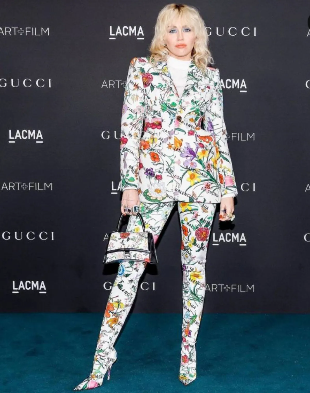 النجمة مايلي سايرس - الصورة من حسابها في إنستغرام