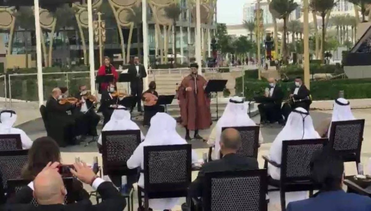 بوشناق يغني في اكسبو2020- الصورة من وزارة الثقافة التونسية