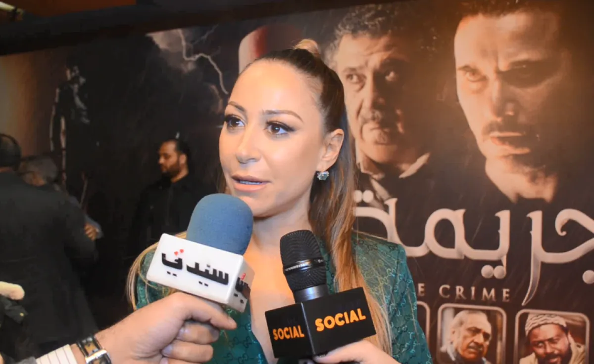 منة شلبي خلال لقائها بسيدتي - الصورة خاصة بسيدتي