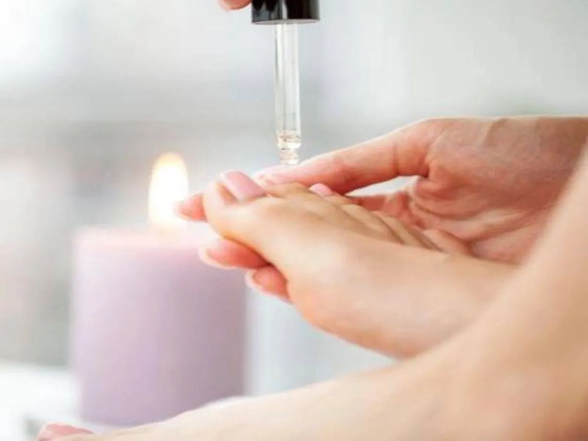 زيت الاظافر