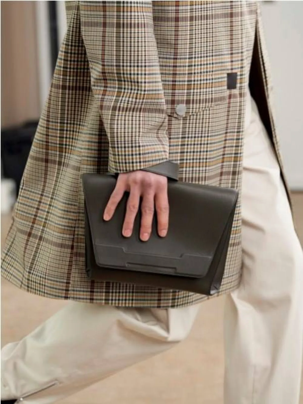 حقيبة يد رسمية من هيرمس  Hermes