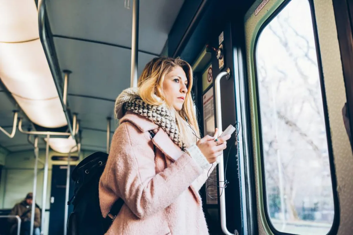 عدم النوم فور الوصول إلى الوجهة السياحية لضبطه 