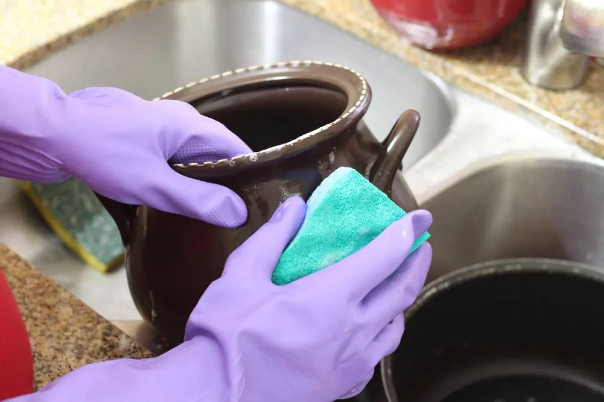 جلي القدر المحترقة